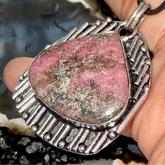 Beautiful Rhodonite Pendant 2” - Picture 12 of 16